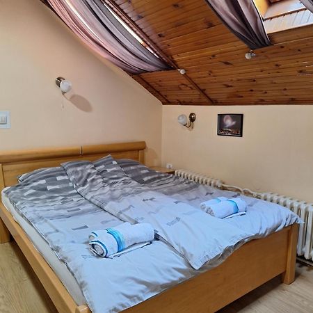 Apartmani Sara Novi Sad Exterior photo