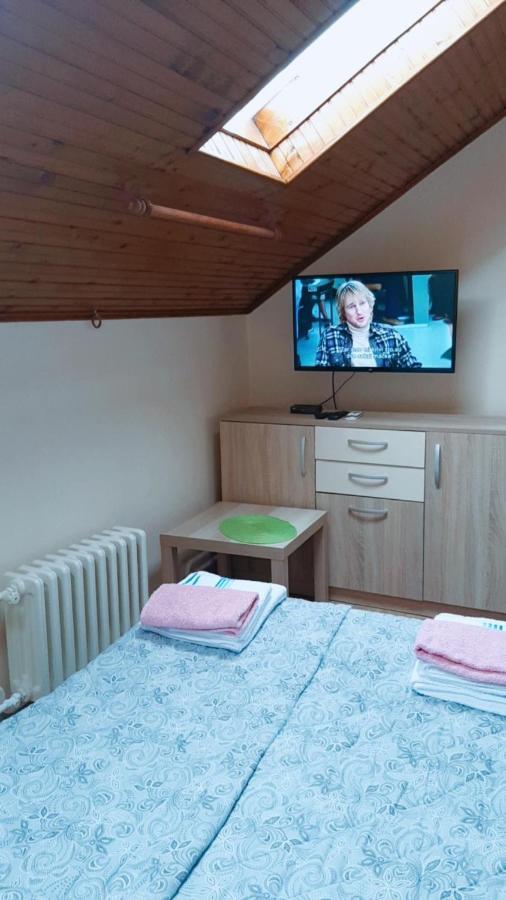 Apartmani Sara Novi Sad Exterior photo