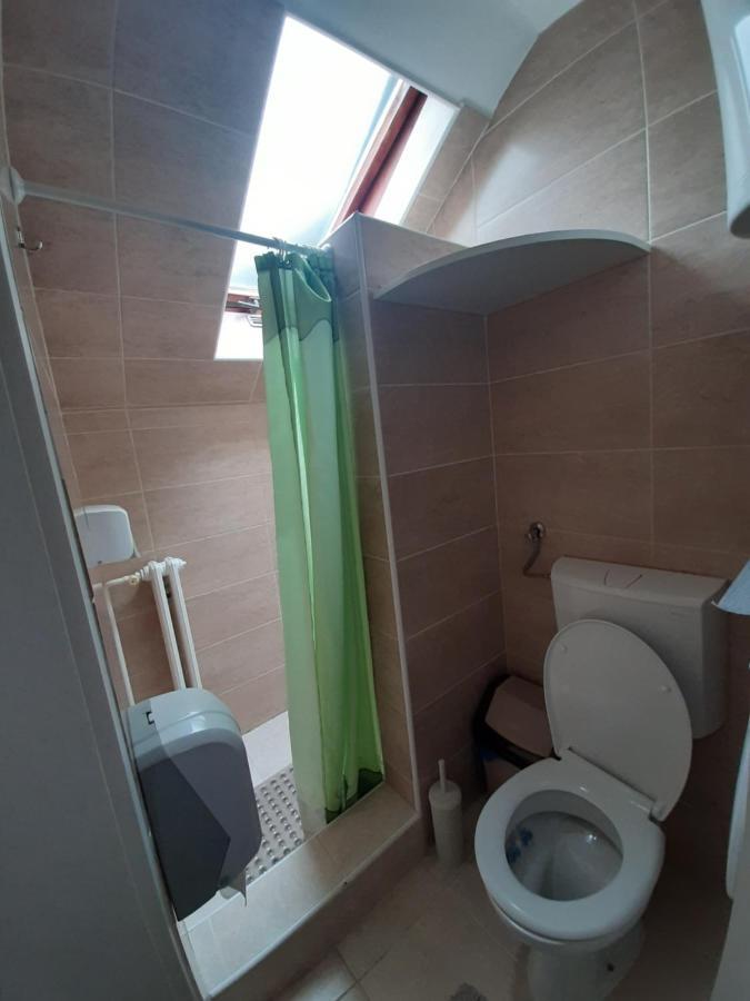 Apartmani Sara Novi Sad Exterior photo